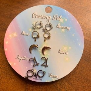 Hot Topic Planet Sign Earrings